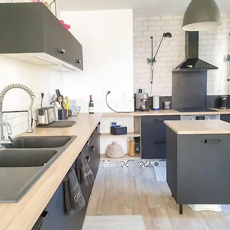 Spacious T4 100m2 Wifi & Balcony, Close Versailles Chateau * Bailly (Yvelines)